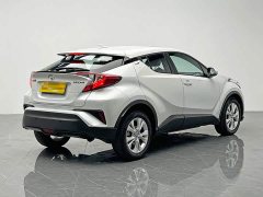 Toyota Yize IZOA 2021 2.0L Yixiang Edition - ფოტო 6