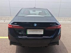 BMW i5 eDrive 35L M Sport Package - ფოტო 3