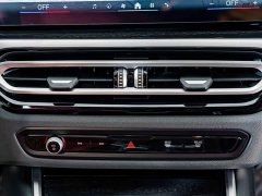 BMW 3 Series 325Li M Sport Package - ფოტო 11