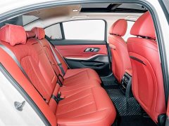 BMW 3 Series 325Li M Sport Package - ფოტო 20