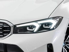 BMW 3 Series 325Li M Sport Package - ფოტო 4