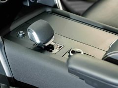 Land Rover Discovery Facelift 360PS R-Dynamic S - ფოტო 12