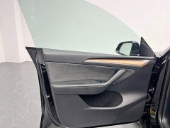 Tesla Model Y Standard Range RWD - ფოტო 14
