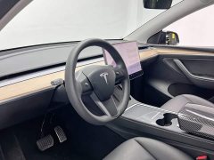 Tesla Model Y Standard Range RWD - ფოტო 15