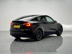Tesla Model Y Standard Range RWD - ფოტო 6
