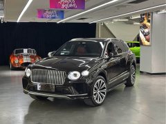Bentley Bentayga 4.0T V8 Long Wheelbase - ფოტო 1