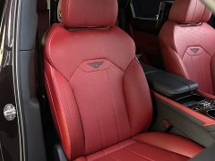 Bentley Bentayga 4.0T V8 Long Wheelbase - ფოტო 13