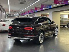 Bentley Bentayga 4.0T V8 Long Wheelbase - ფოტო 4