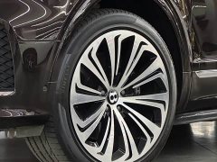 Bentley Bentayga 4.0T V8 Long Wheelbase - ფოტო 7