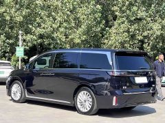 Voyah Dream PHEV Extended Range Luxury Edition - ფოტო 16