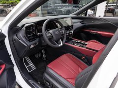Lexus RX 500h AWD F SPORT Performance - ფოტო 9