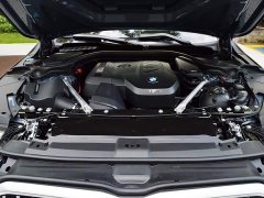 BMW 5 Series 530Li Luxury M Sport Package - ფოტო 6