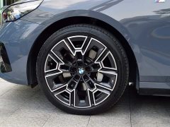 BMW 5 Series 530Li Luxury M Sport Package - ფოტო 9