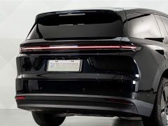 Li Auto i8 2025 Standard Edition - ფოტო 7