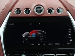 Aston Martin DBX 3.0T Straight-Six - ფოტო 18