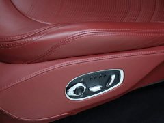 Aston Martin DBX 3.0T Straight-Six - ფოტო 4