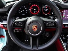 Porsche 911 Carrera 4 3.0T - ფოტო 5