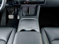 Tesla Model Y Rear-Wheel Drive - ფოტო 13