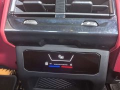 BMW 5 Series 525Li M Sport Package - ფოტო 11