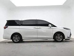 Buick GL8 Land Executive Cabin Smart Enjoyment Edition - ფოტო 5