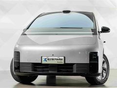 Li Auto MEGA Home Family Edition - ფოტო 4