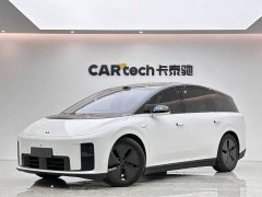 Li Auto i8 Standard Edition - ფოტო 1
