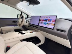 Li Auto i8 Standard Edition - ფოტო 11