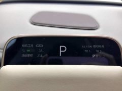 Li Auto i8 Standard Edition - ფოტო 18