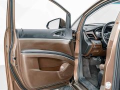 Buick GL8 2021 Land Business Class 652T Luxury - ფოტო 14