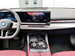 BMW i5 eDrive 35L M Sport Package - ფოტო 8