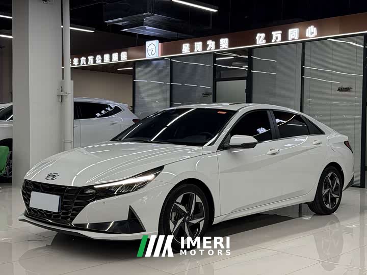 Hyundai Elantra 2022 1.5L CVT Luxury - ავტომობილი ჩინეთიდან