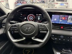Hyundai Elantra 2022 1.5L CVT Luxury - ფოტო 11