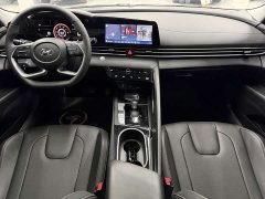 Hyundai Elantra 2022 1.5L CVT Luxury - ფოტო 13