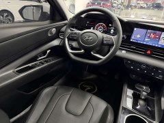 Hyundai Elantra 2022 1.5L CVT Luxury - ფოტო 14