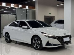 Hyundai Elantra 2022 1.5L CVT Luxury - ფოტო 3