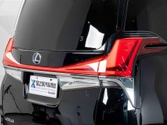Lexus LM 2020 300h 7-Seater Elegant Edition - ფოტო 8