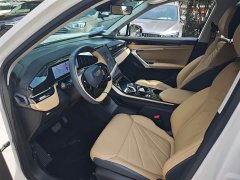 Geely Boyue L 1.5TD DCT Luxury - ფოტო 8