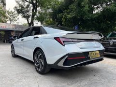 Hyundai Elantra 2023 1.5L CVT Luxury - ფოტო 19