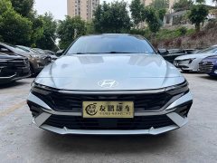 Hyundai Elantra 2023 1.5L CVT Luxury - ფოტო 2