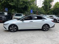 Hyundai Elantra 2023 1.5L CVT Luxury - ფოტო 6
