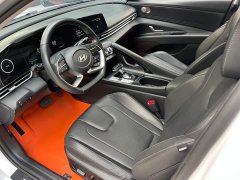 Hyundai Elantra 2023 1.5L CVT Luxury - ფოტო 9