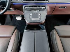 Mercedes-Benz V-Class 2024 V 300 L Long Wheelbase Luxury Edition - ფოტო 14