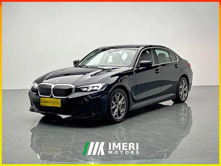 BMW i3 eDrive 35 L