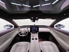 Xiaomi YU7 Rear-Wheel Drive Long-Range Edition - ფოტო 18
