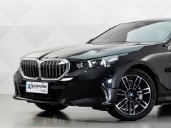 BMW 5 Series 530Li Premier M Sport Package - ფოტო 3