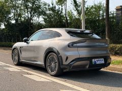 Xiaomi YU7 2025 Four-Wheel Drive Max Edition - ფოტო 6