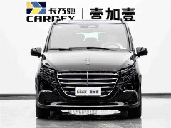 Mercedes-Benz Vito 2024 2.0T Elite 7-Seater - ფოტო 2
