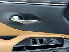 Lexus ES 2021 300h Excellence - ფოტო 19