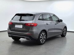 Mercedes-Benz B-Class B 180 Fashion Edition - ფოტო 4
