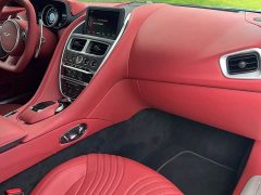 Aston Martin DB11 4.0T V8 Coupe - ფოტო 12